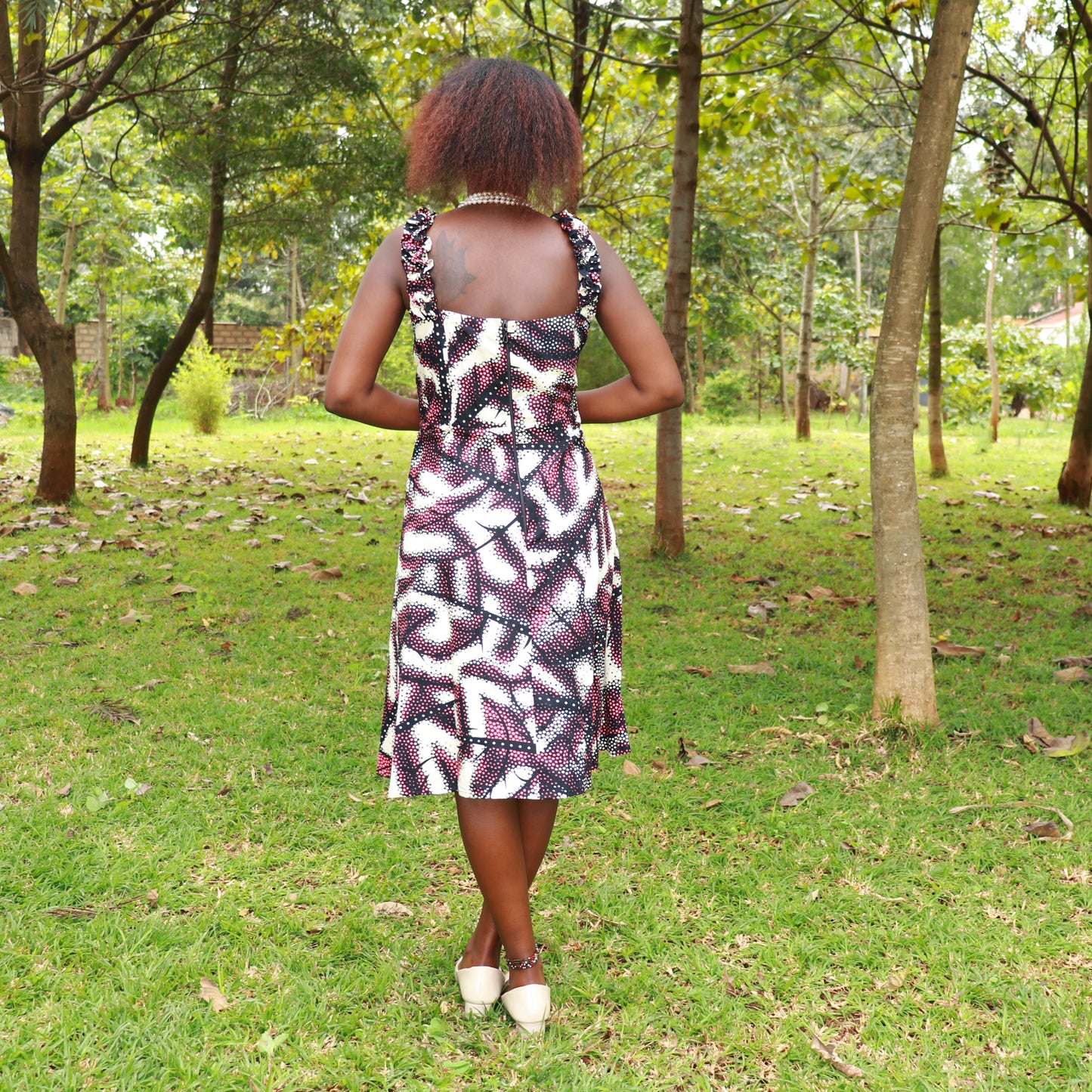 Apron: Pink, cream, black dots floral motif