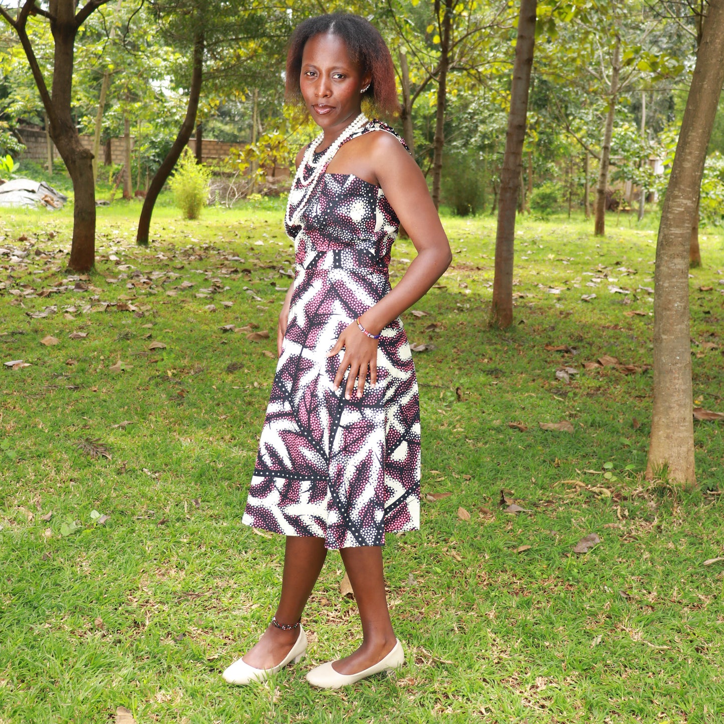 Apron: Pink, cream, black dots floral motif