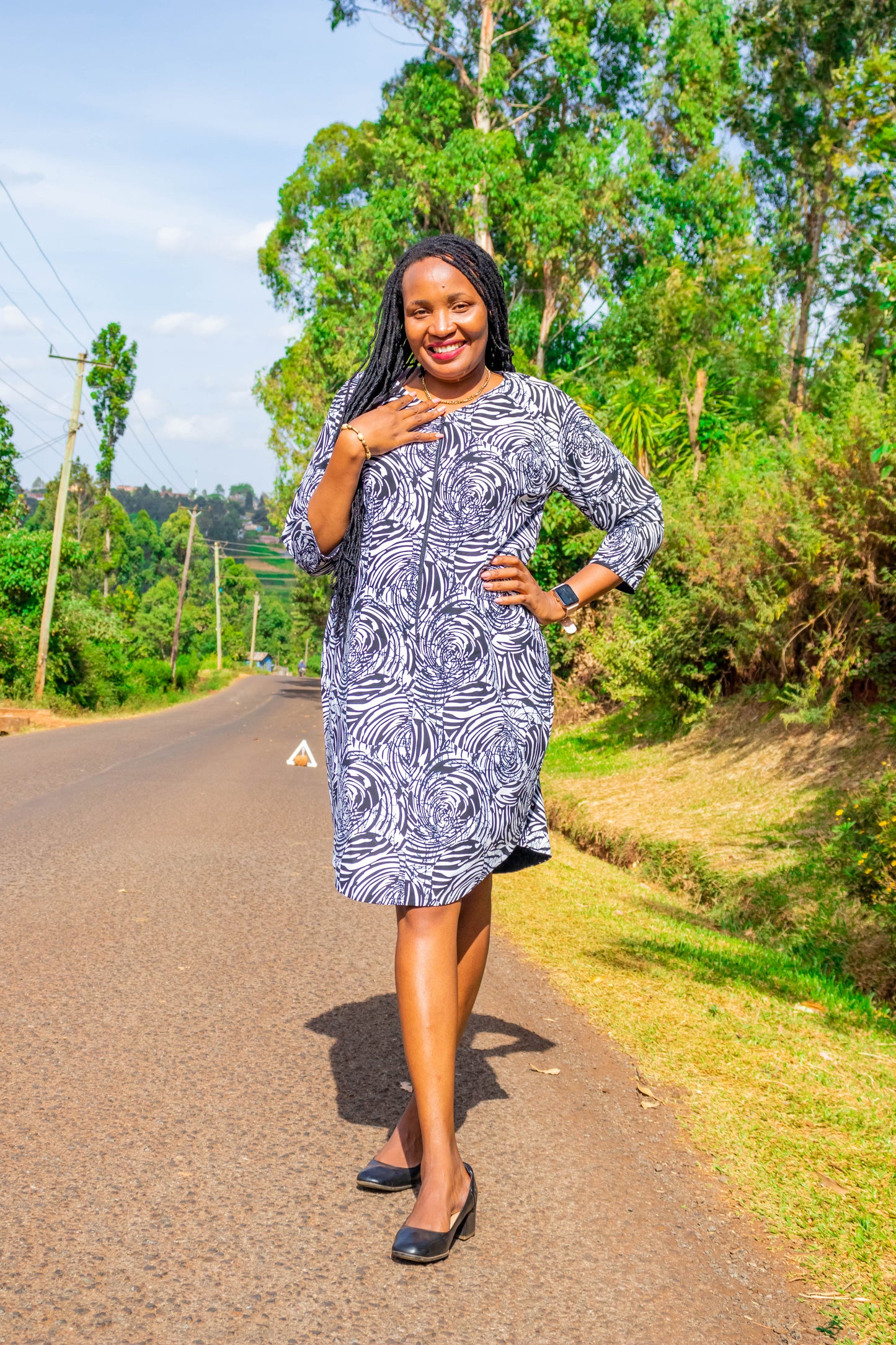 Shirt Dress of Black and white prints, midi sleeves,