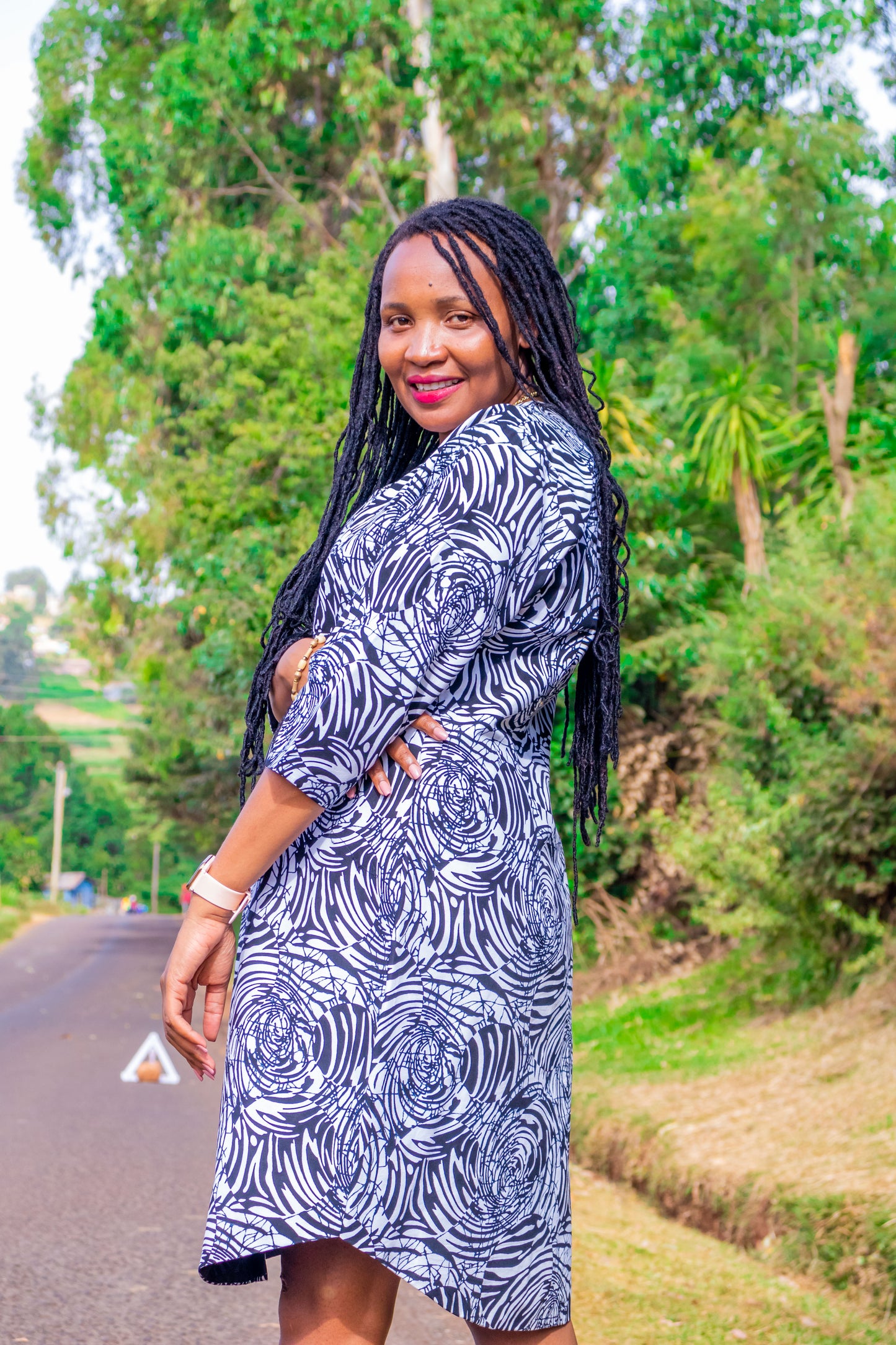 Shirt Dress of Black and white prints, midi sleeves,