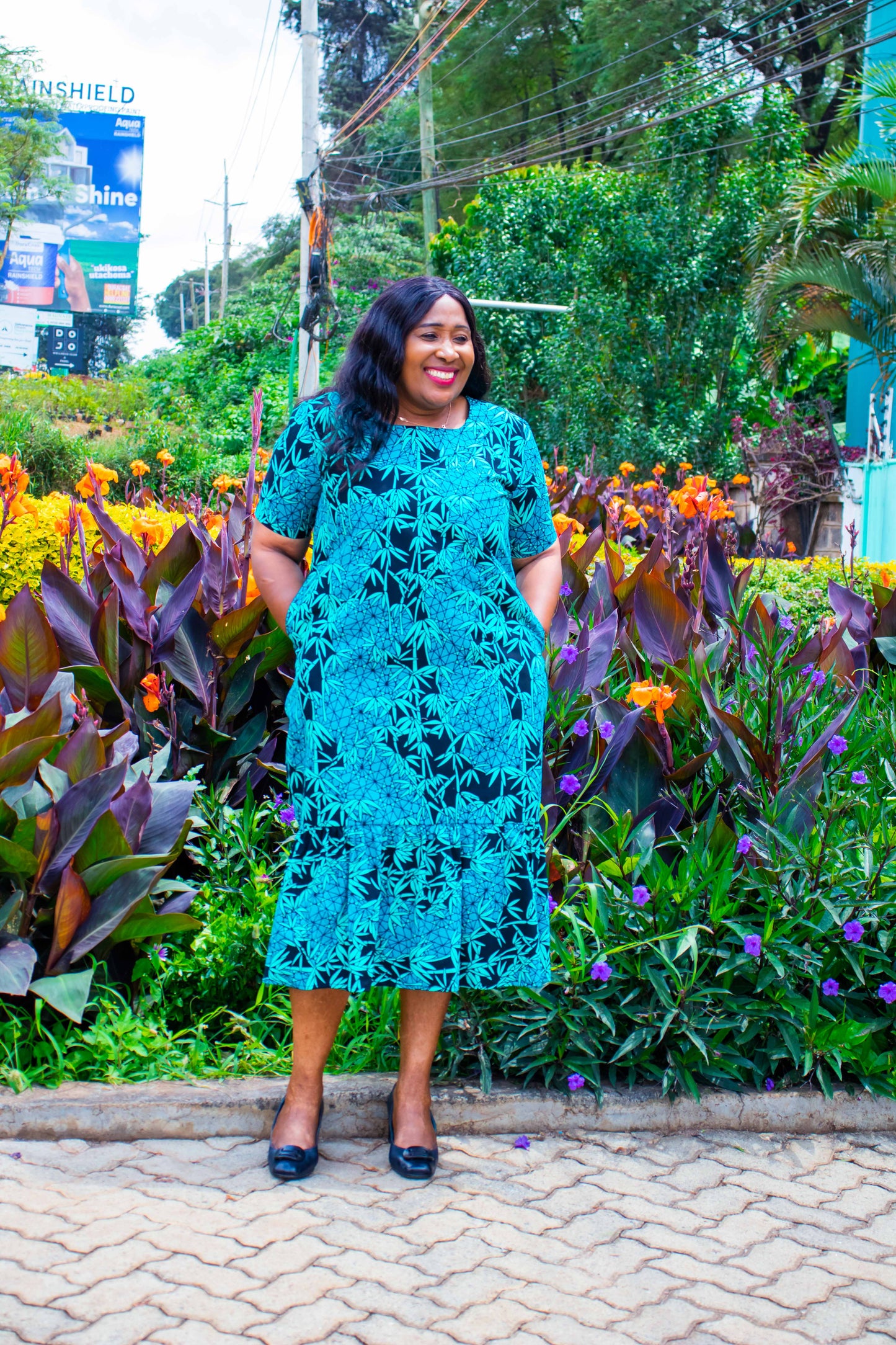 Sheath & free size dresses, back, light blue, turqoise green floral motif.