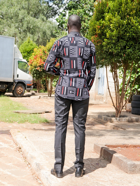 Casual Smart 2 piece.  Black background, red and whilte   blocks motif with black contrast.