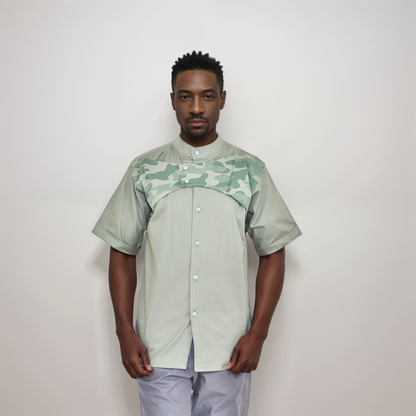 Short sleeve shirt - Jungle green with extra camouflage of forest green and dark green motif on chest.